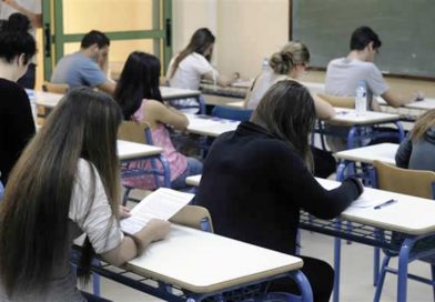 Πέτσας: Προτεραιότητα μας το άνοιγμα όλων των σχολικών βαθμίδων στις 8 Ιανουαρίου